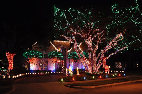 Christmas Light Displays in Plano, TX