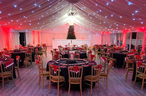 Budget-friendly Christmas party venues with DIY decorations