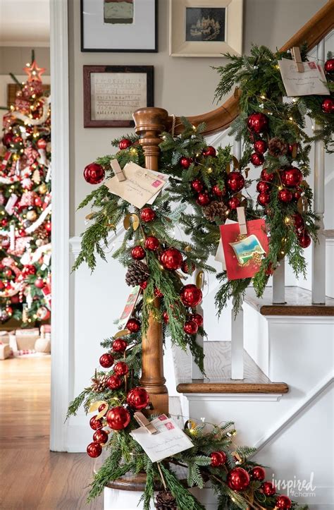 Christmas Tree Garland Ideas