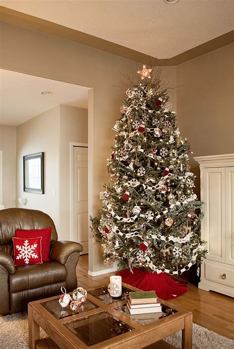 Christmas Tree Garland Ideas Gallery