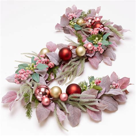 Christmas Tree Garlands and Swags