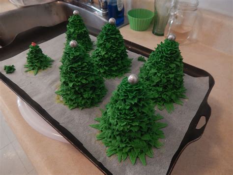 Christmas Tree Royal Icing