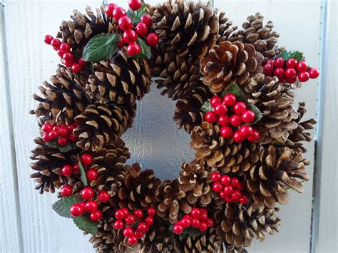 Christmas Wreath Pinecone