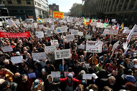 Citizens protesting against the army