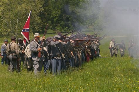 Civil War reenactment: a reminder of America's violent past