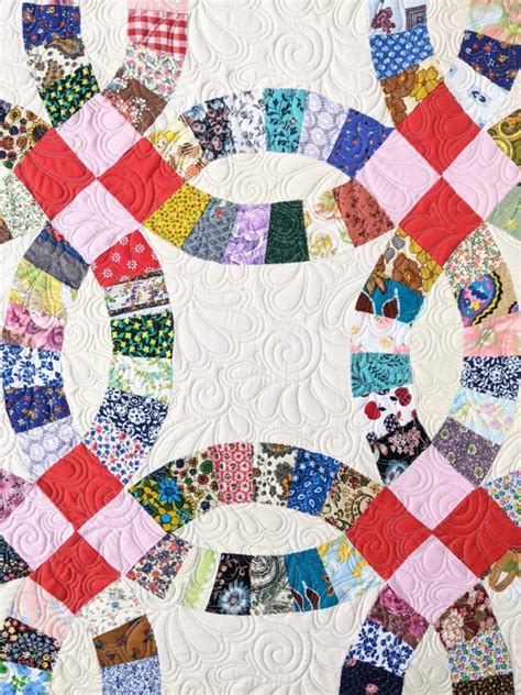 Classic Double Wedding Ring Quilt Pattern