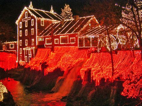 Clifton Mill Christmas Lights Display in Ohio