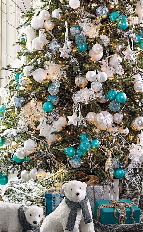 Coastal Christmas Tree Decorations and Ideas