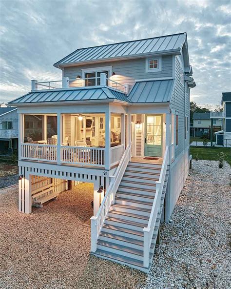 Coastal Cottage Christmas Tree