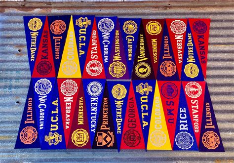 College Pennant with Pattern