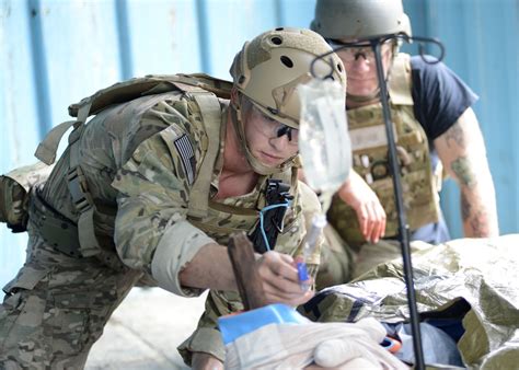 Combat Medic Specialist equipment