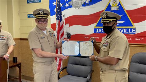 Captain Lakmann visiting sailors