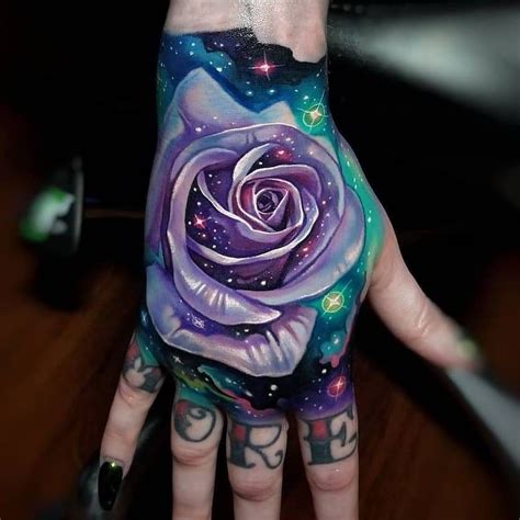 Description of cosmic tattoos