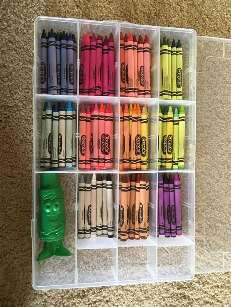 Image of a crayon box with dividers