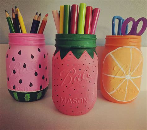 A creative jar with paint