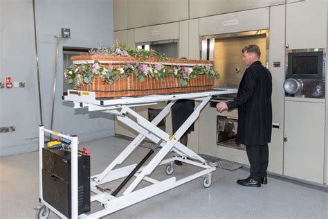 Cremation services image