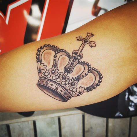 Crown Tattoo Designs Inspiration