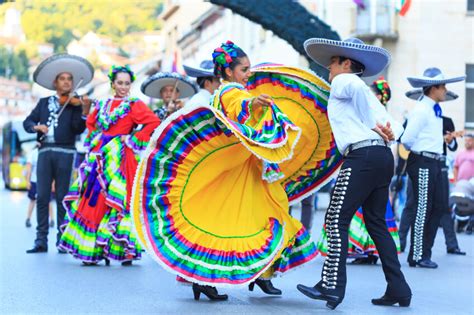 Cultura y tradición de hora militar