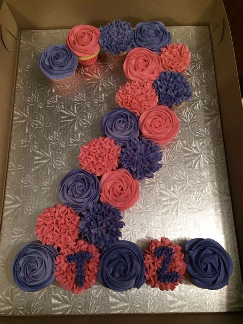 Another example of a cupcake cake template