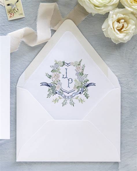 Custom envelope liner