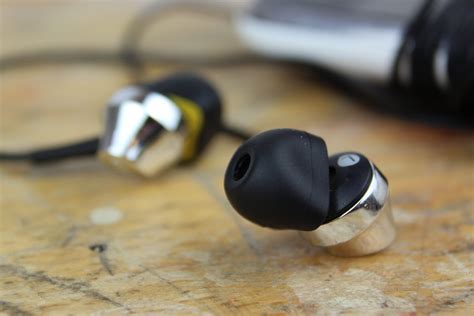 Custom Fit Headphones Gallery 3