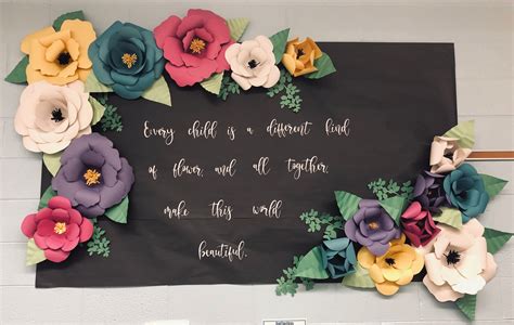 Photo of cute bulletin board flower templates