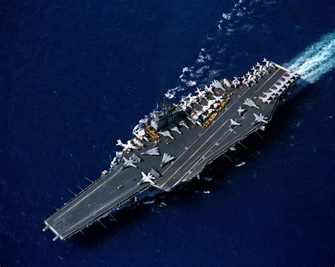 USS Saratoga (CV-60) at sea