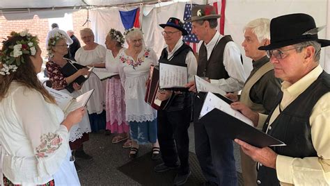 Czech amateur music performance