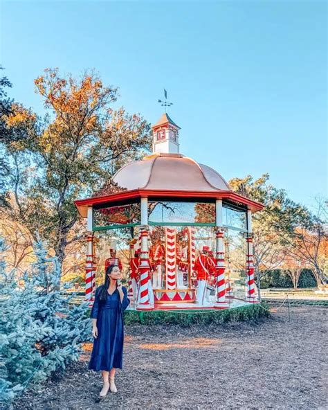 Dallas Arboretum and Botanical Garden's 12 Days of Christmas