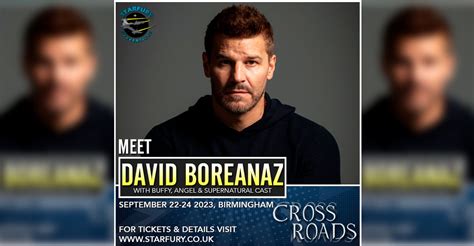 David Boreanaz at a fan convention