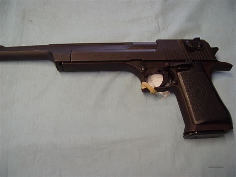 Desert Eagle 44 Magnum photo 10