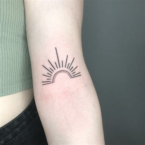 Designing Sun Ray Tattoos