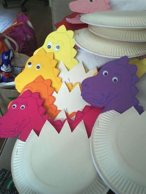 Dinosaur Themed Crafts