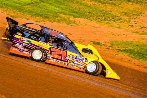 Dirt Late Model Car Gallery 5