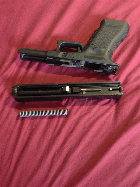 Disassemble Glock 17