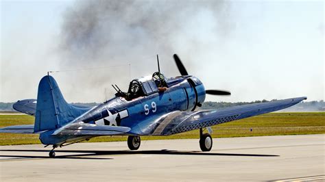 American dive bombers of WW2