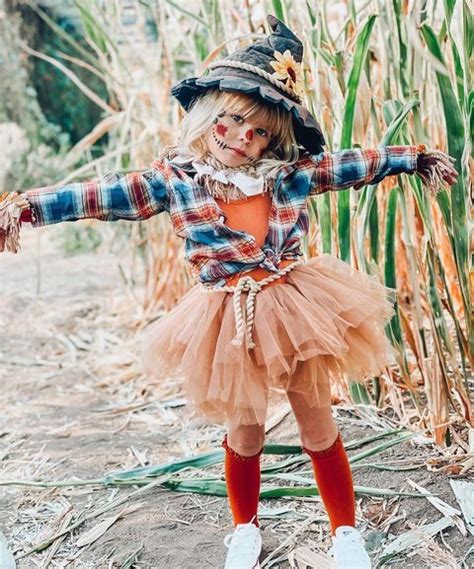 DIY scarecrow costume ideas