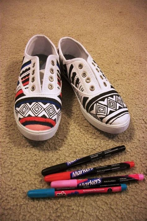 DIY Sneaker Art