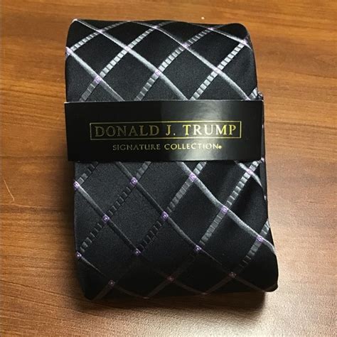 Adding accessories to Donald Trump's caricature