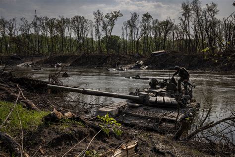 Soviet troops crossing the Donets River during the Third Battle of Kharkov