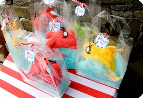 Dr Seuss Fish Party Favor