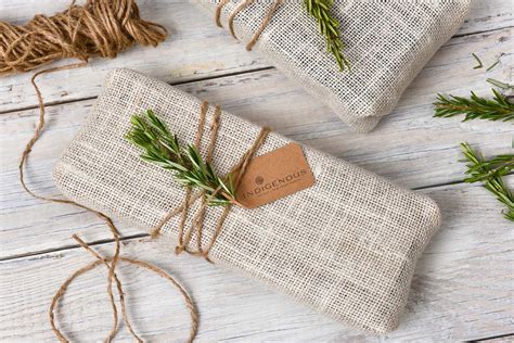 Eco-Friendly Gift Wrapping