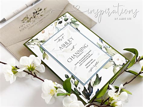 Elegant Outdoor Wedding Invitation