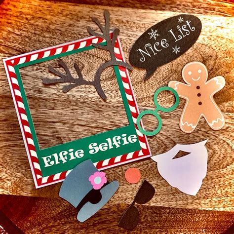 Elf selfie props