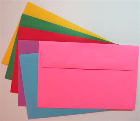 Envelope color