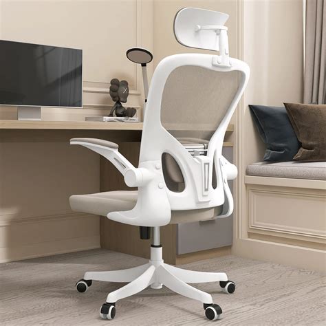 Ergonomic furniture for military officers