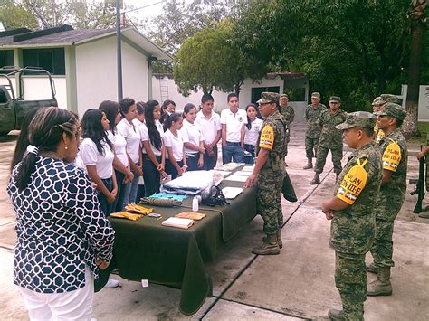 Niños en resolución de problemas militares