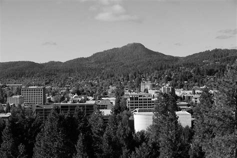 Eugene Oregon Obituary Search