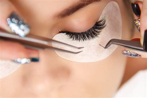 Eyelash Extension Maintenance