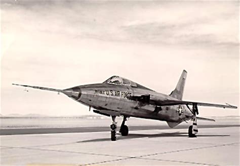 F-105 Thunderchief Specifications